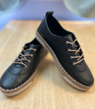 Black Lace-Up Sneakers – Lightweight Artisan Walking Shoes