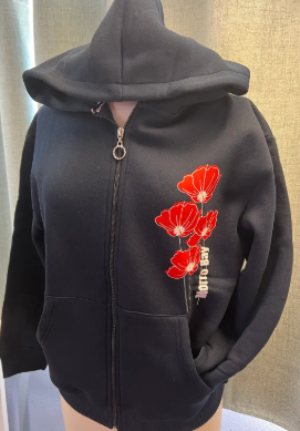 Poppy Floral Embroidered Zip Hoodie – Casual Cotton Sweatshirt