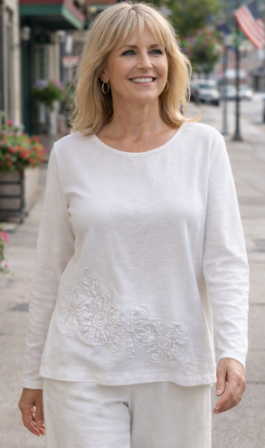 Elegant Floral Hem Long Sleeve Knit Top – Soft Everyday Blouse